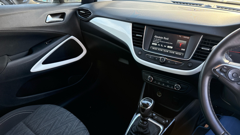 Vauxhall Crossland X 1.2T [110] Griffin 5dr [6 Spd] [Start Stop] Petrol Hatchback